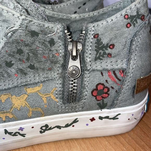 Stylish Gray and Purple Women's Athletic Shoes - Picture 6 of 7